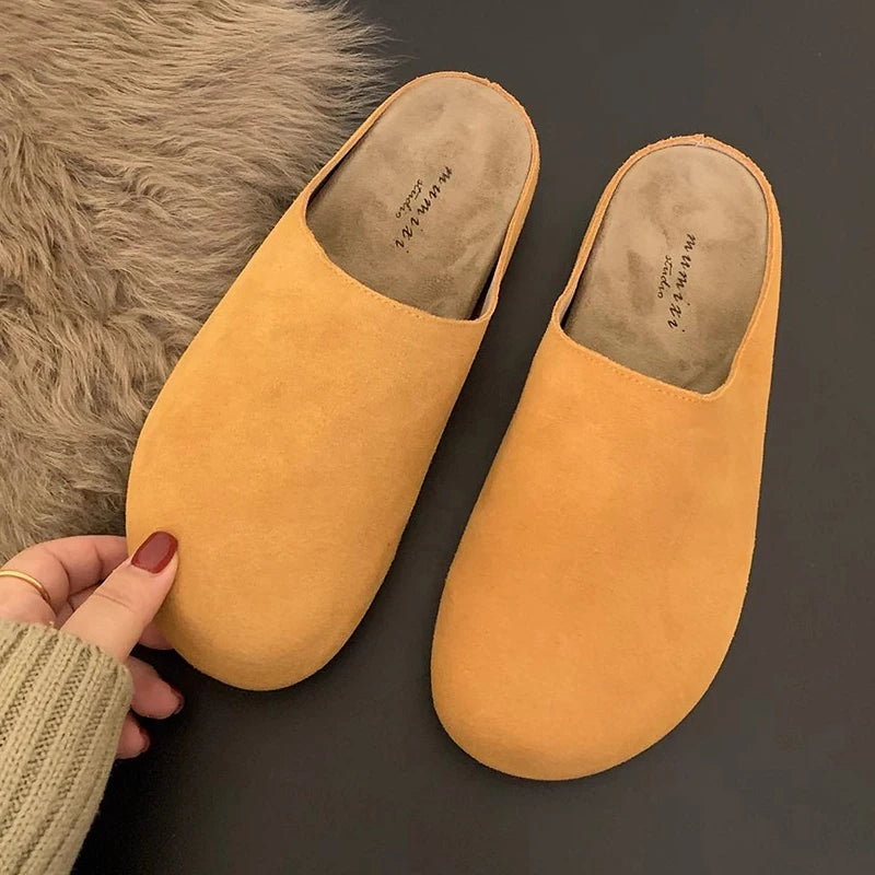2026 new women's fashion flat slippers, outdoor comfortable soft-soled mule shoes, vintage home slippers, anti-slip beach shoes