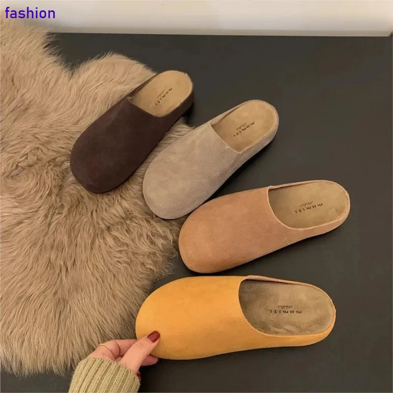 2026 new women's fashion flat slippers, outdoor comfortable soft-soled mule shoes, vintage home slippers, anti-slip beach shoes