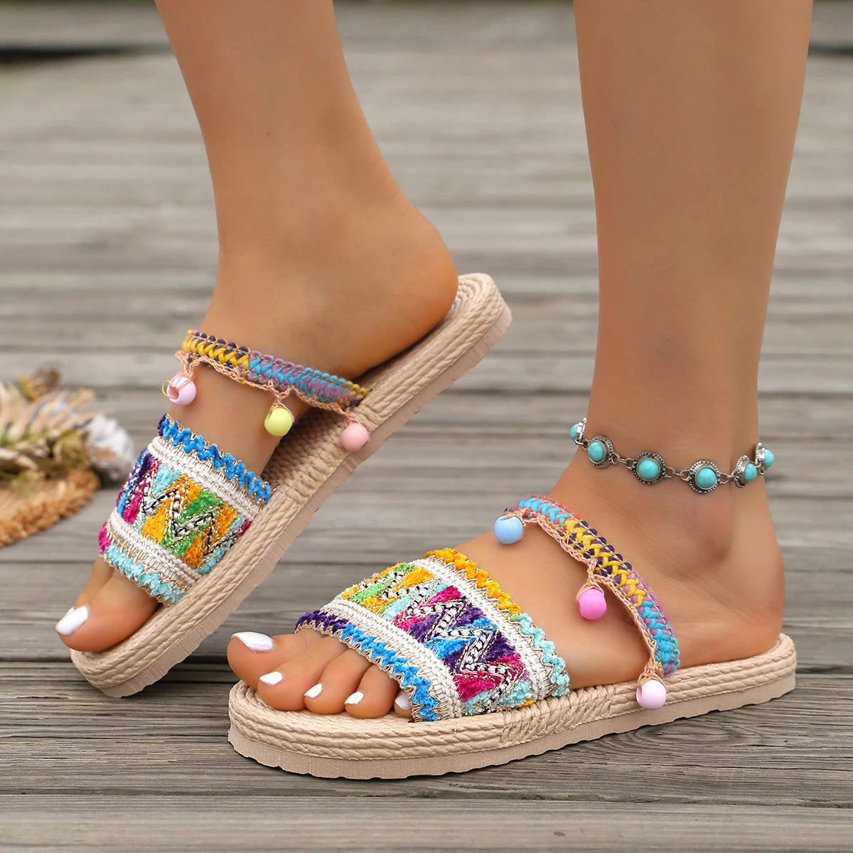 Women Slippers Outdoor Flat Designer Shoes Women Plus Size Bohemian Ethnic Sandals Fashion Tassel Beach Slippers Slides Women
