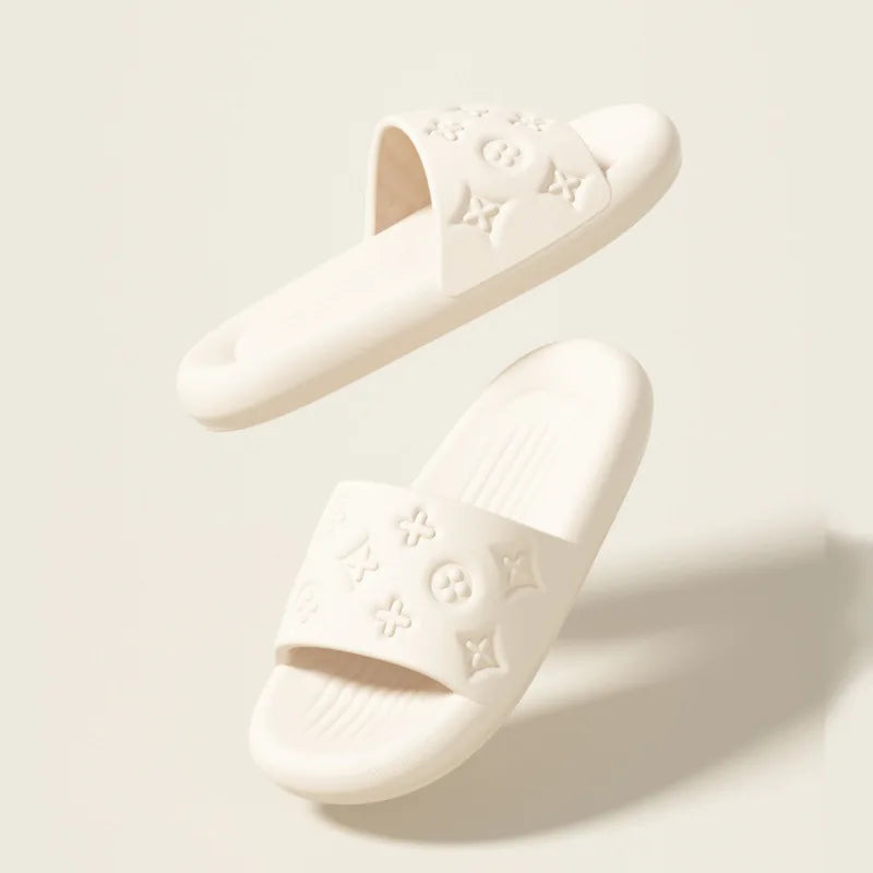 High end fashion cool slippers for women in summer, with a sense of stepping on poop, thick bottom bathroom EVA slippers