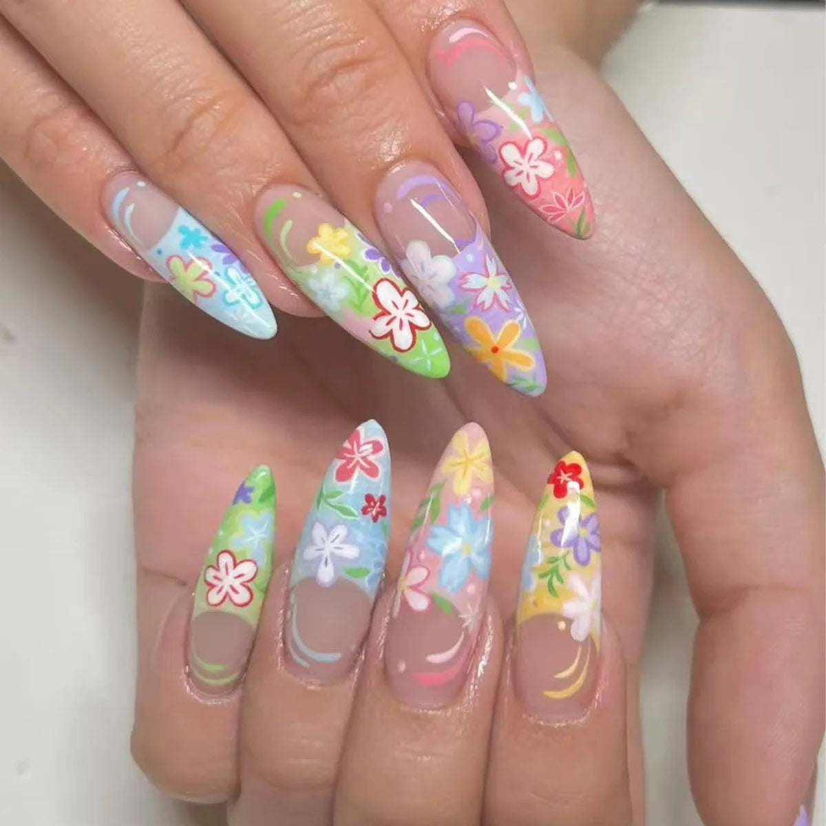 24pcs Spring Day Sweet False Nails Cute Pink Flower Star Pearl Designs Press On Nails Stripes French Style Almond Fake Nail